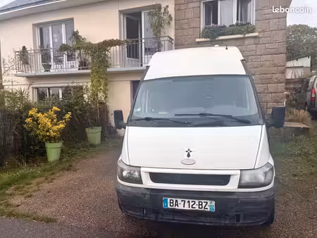 Ford Transit 2.4 90