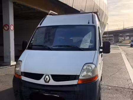Renault Master 2.5 dCi 100