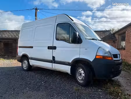 Renault Master 2.5 dCi 100