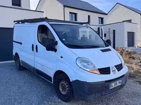 Renault Trafic 2.0 dCi 90