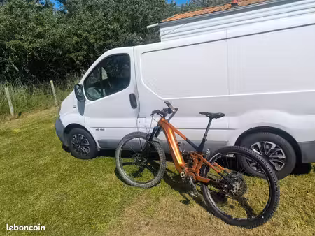 Renault Trafic 1.9 dCi 100