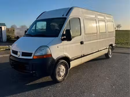 Renault Master 2.5 dCi 120