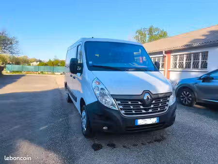 Renault Master 2.3 dCi 110