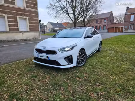 Kia Ceed 1.5 T-GDi 160 Premium