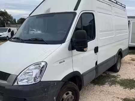 Iveco Daily 35 2.3 126