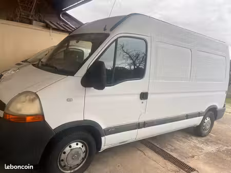 Renault Master 2.5 dCi 120
