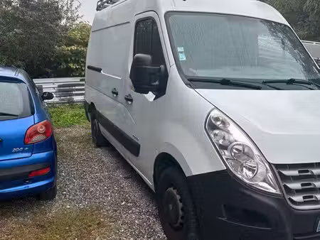 Renault Master 2.3 dCi 125