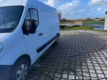 Renault Master 2.3 dCi 125