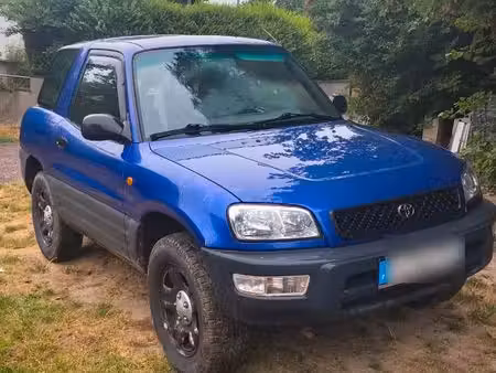 Toyota RAV4 2.0 128