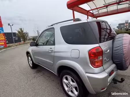 Toyota RAV4 2.0 115 VX 4x4