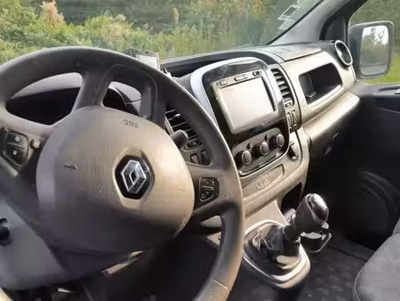 Renault Trafic dCi 120