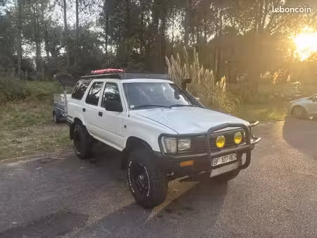 Toyota 4Runner 2.4 125 VX