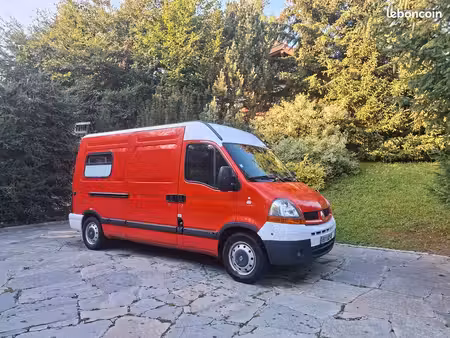 Renault Master 2.5 dCi 120