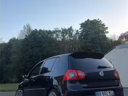 Volkswagen Golf R32 1.9 TDI 90