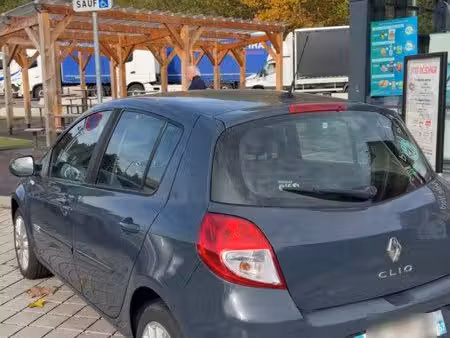 Renault Clio 1.5 dCi 90 TomTom