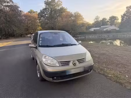 Renault Scénic 1.5 dCi 105
