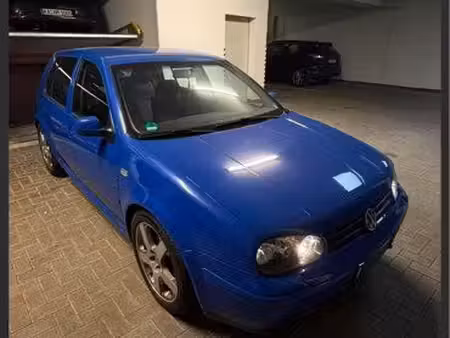Volkswagen Golf 