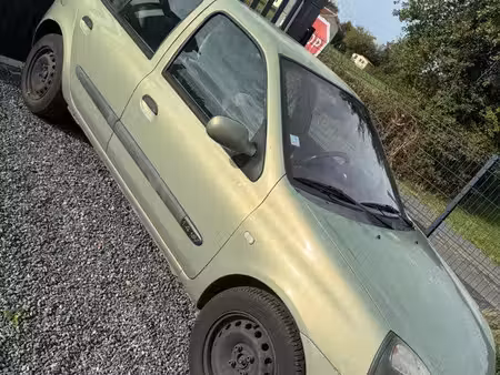 Renault Clio 1.4 98