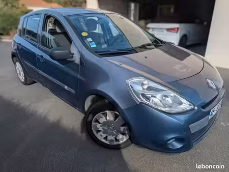 Renault Clio 1.2 75