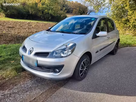 Renault Clio 1.6 110
