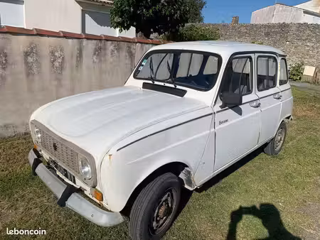 Renault R4 4L