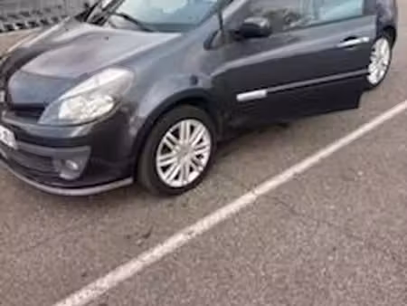Renault Clio 1.6 110
