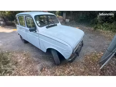 Renault R4 4L