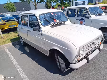 Renault R4 4L