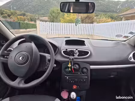 Renault Clio 1.2 75