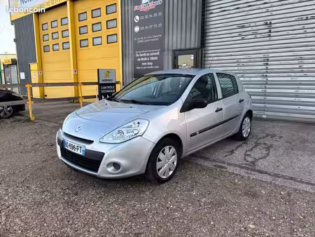 Renault Clio 1.2 75