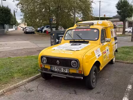 Renault R4 4L