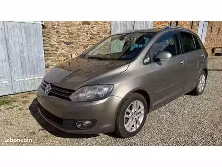 Volkswagen Golf 2.0 TDI 140
