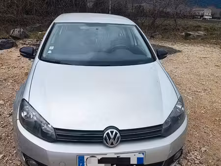 Volkswagen Golf 1.6 TDI 105