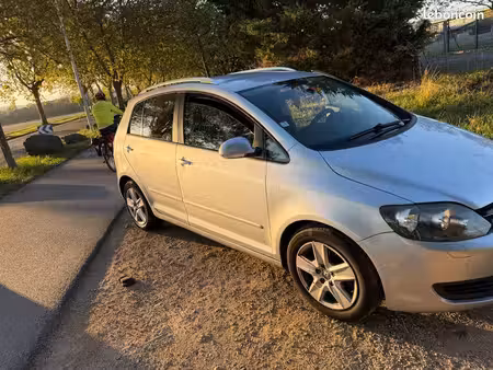 Volkswagen Golf 2.0 TDI 110