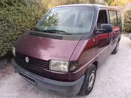Volkswagen Transporter T4 2.4 75