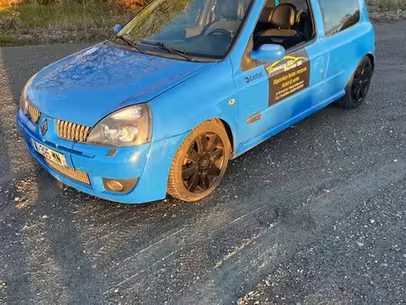 Renault Clio RS 2.0 182