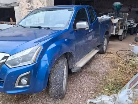 Isuzu D-max 1.9 164