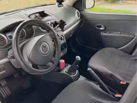Renault Clio 1.2 75