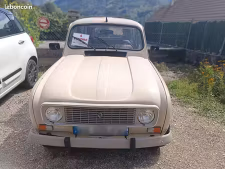 Renault R4 4L