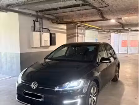 Volkswagen Golf 136