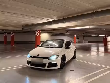 Volkswagen Scirocco R 2.0 TSI 265