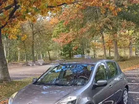 Renault Clio 1.2 75