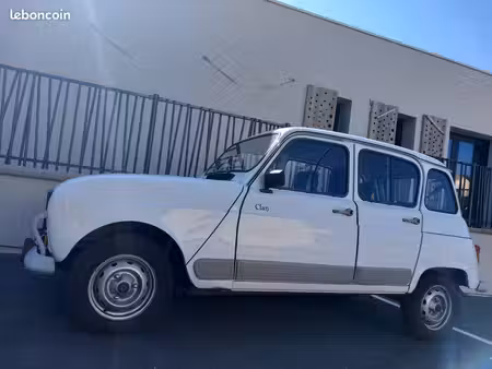 Renault R4 4L