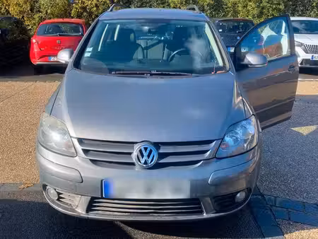 Volkswagen Golf 2.0 TDI 140