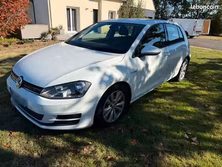 Volkswagen Golf 1.6 TDI 110