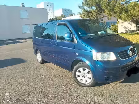 Volkswagen Transporter T5 2.5 TDI 130