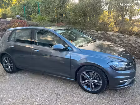 Volkswagen Golf TSI 150