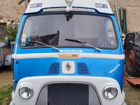 Renault Estafette 