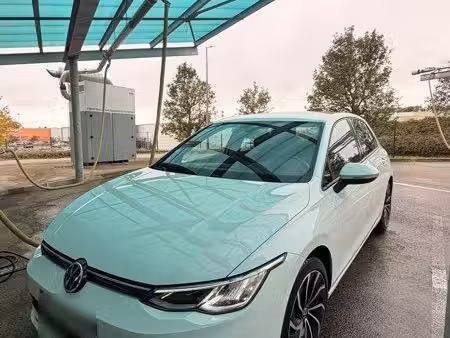 Volkswagen Golf 2.0 TDI 150