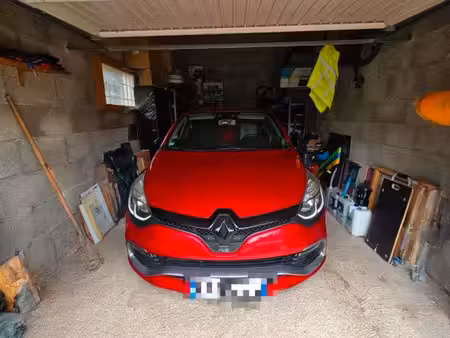 Renault Clio RS 1.6 T 200